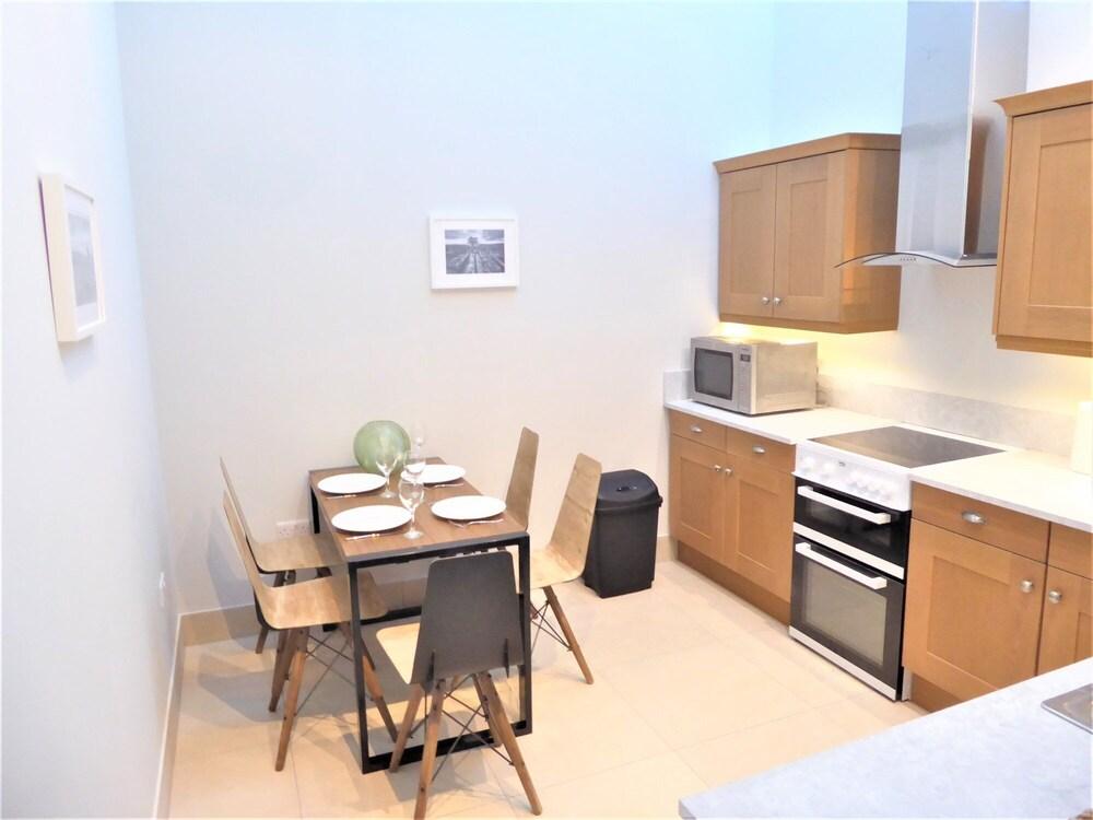 Town Hall Lofts Settle Apartment 2