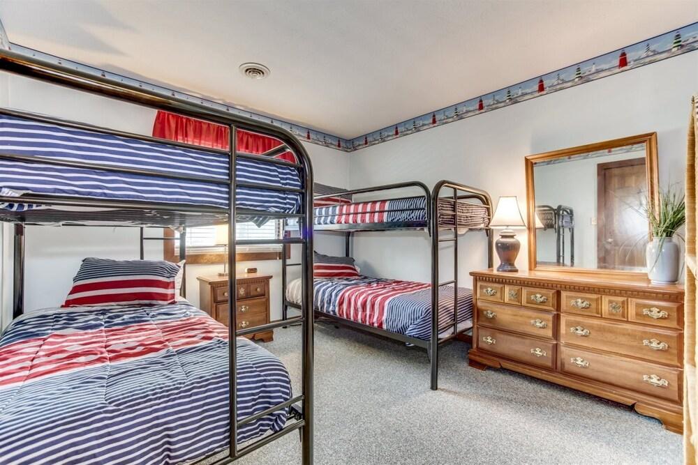 Shipwatch Pointe by Escape