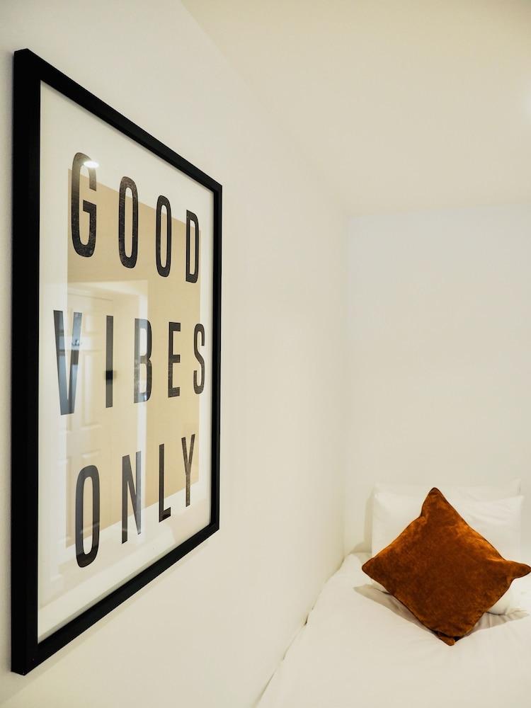 SA Today Apartments Guildford