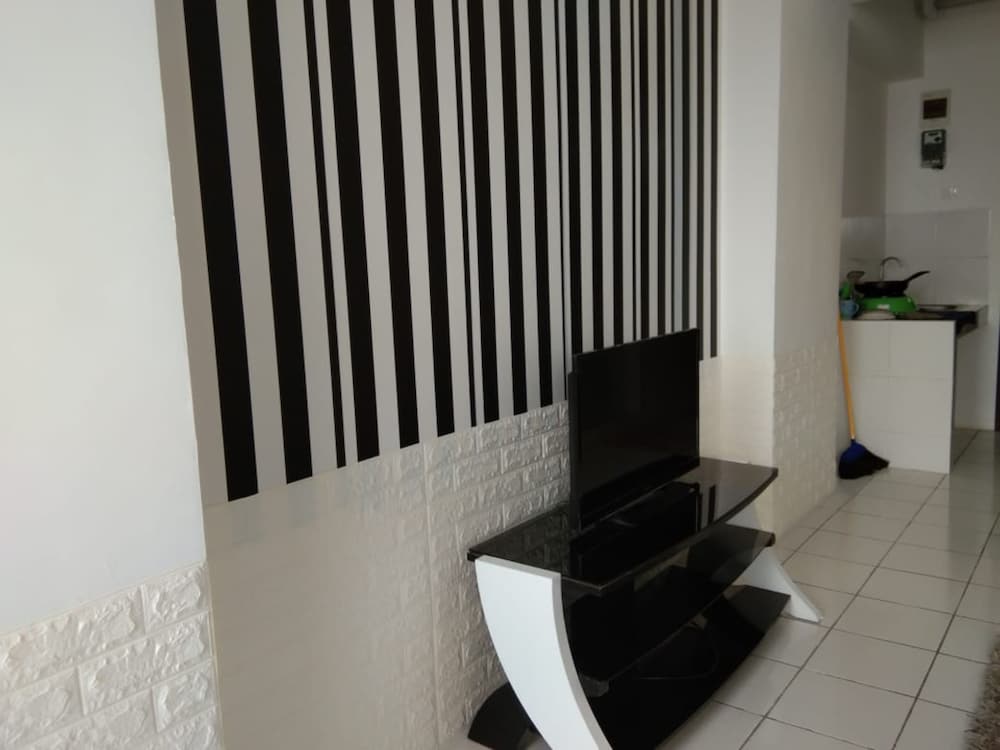 Dinda Apartment Gunung Putri Square