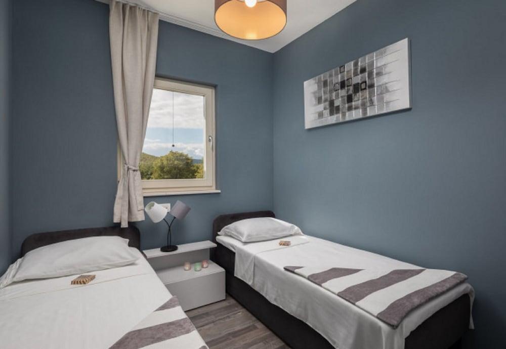 Luxury Pool Villa Dali