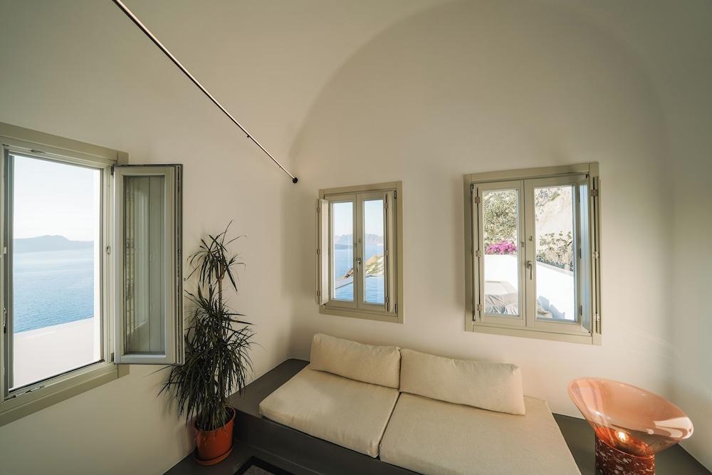 Santonero - The Philoxenia Project