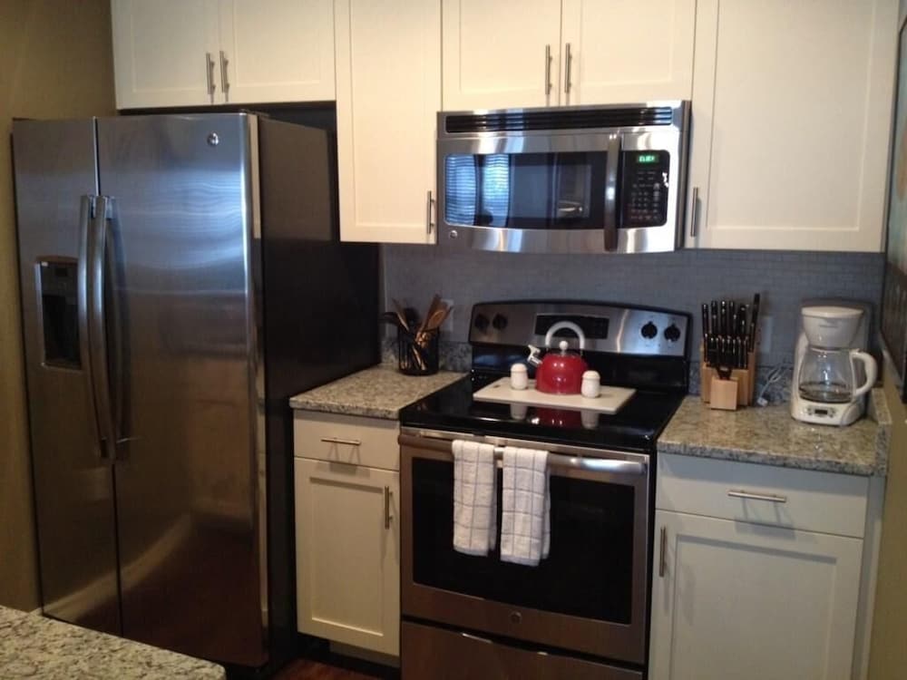 Nov Special at Lucaya 3 Beds 2 Baths Id:57792