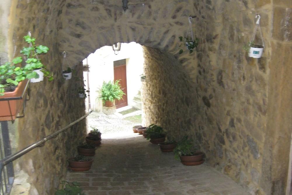 La Travernetta - The Authentic Tusa