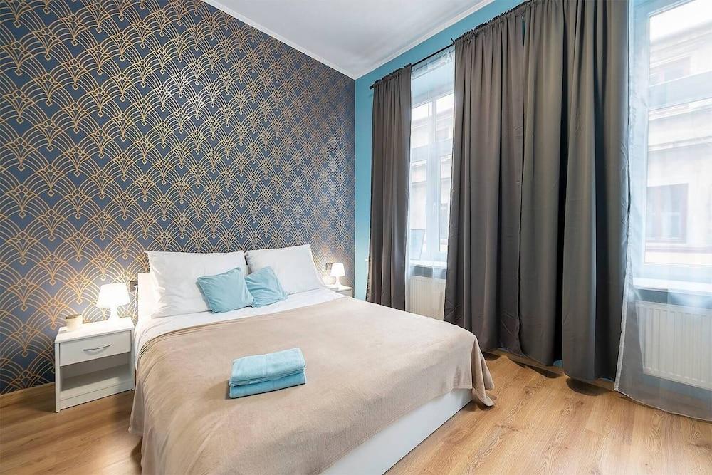 Red Brick Apartment Downtown Łódź