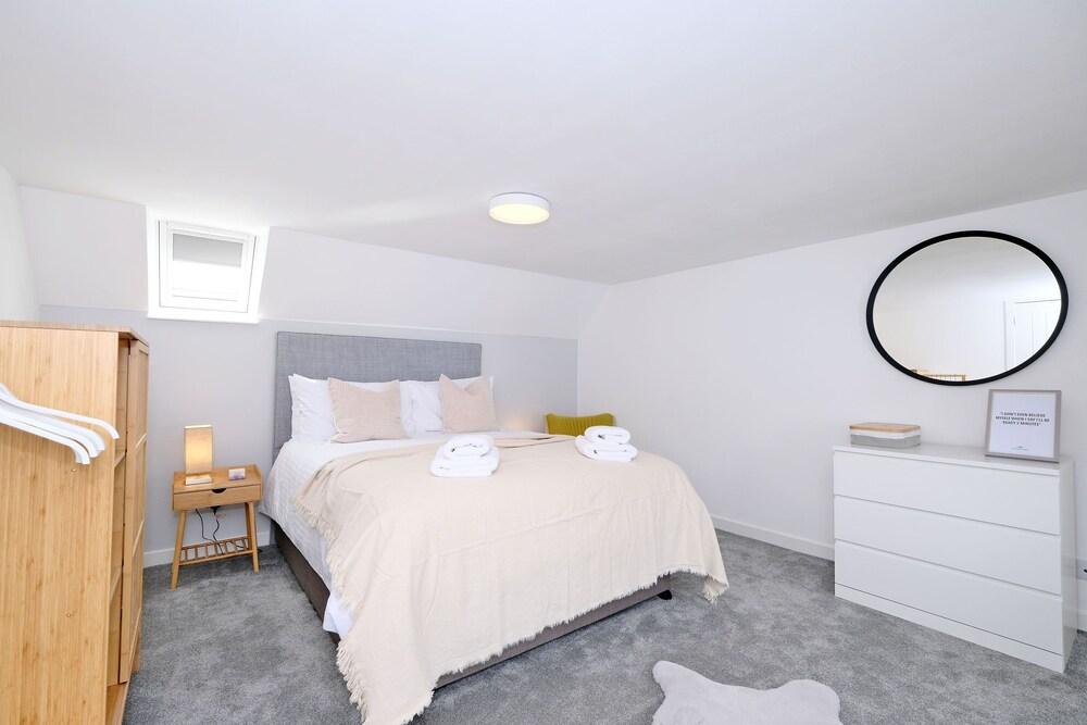 Couthy Harbour House