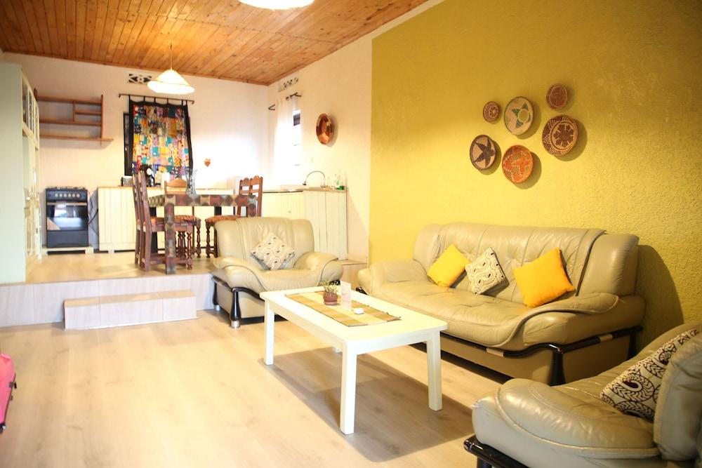 Tea House BnB Apartment