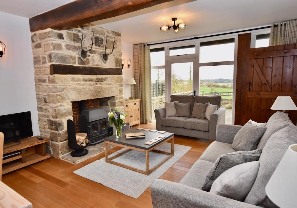 Tithe is a Stunning Barn Conversion Close to Ryde Sleeps 6