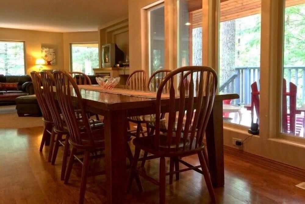 Mt Baker Lodging Cabin 29 - Sleeps 11