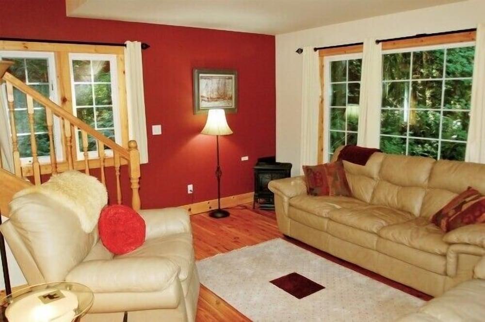 Mt Baker Lodging Cabin 34 - Sleeps 8