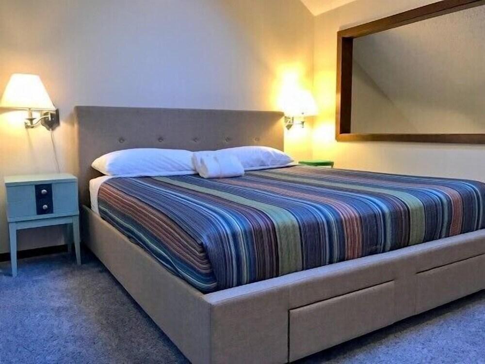 Mt Baker Lodging Condo 14 - Sleeps 6