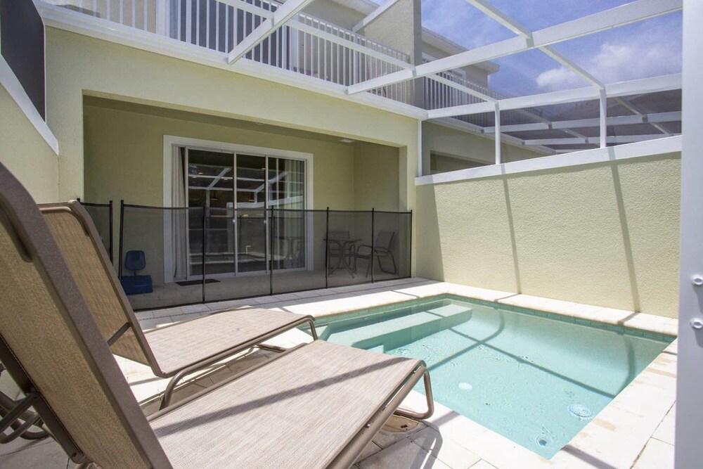 Beautiful Suites at Serenity Resort