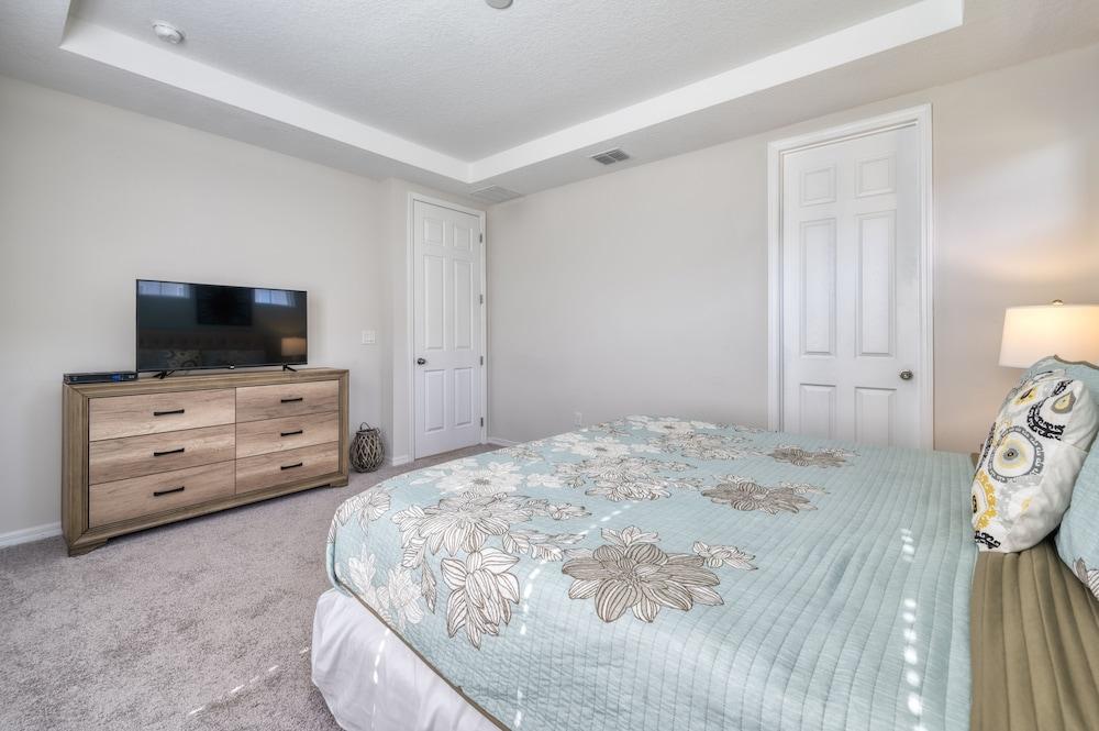 Comfortable Villa With Private Pool Near Disney