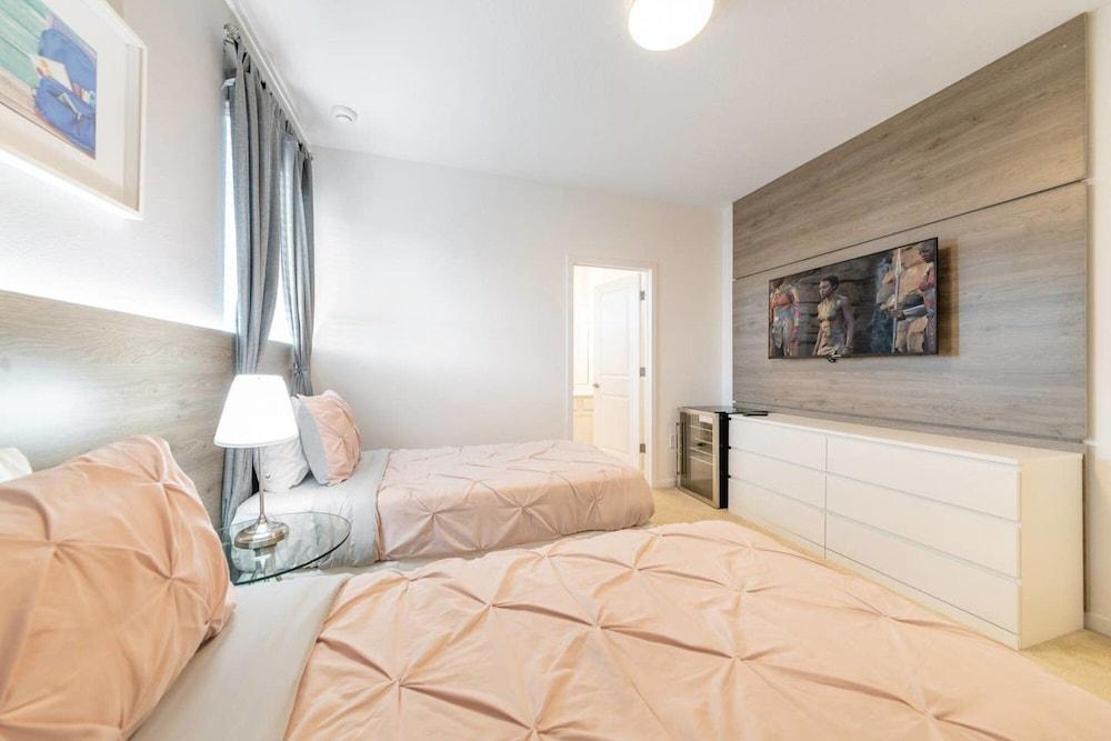 Ultimate Luxury Home Near Disney