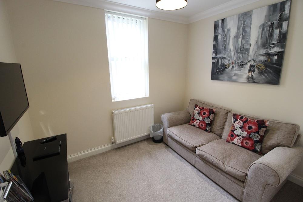 Westcliff House - 4 Bedrooms