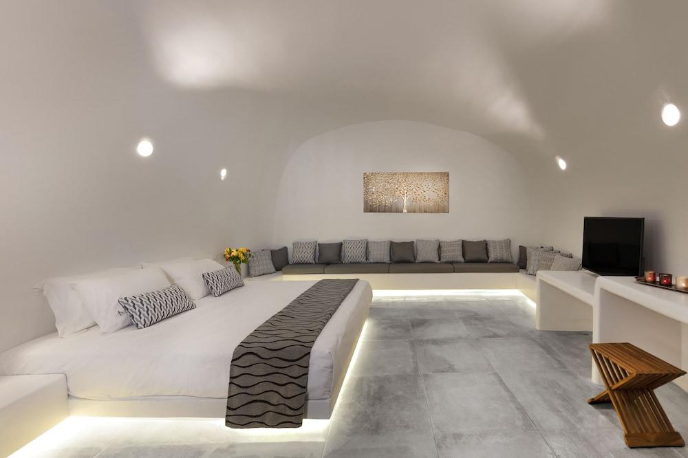 San Martino cave villas