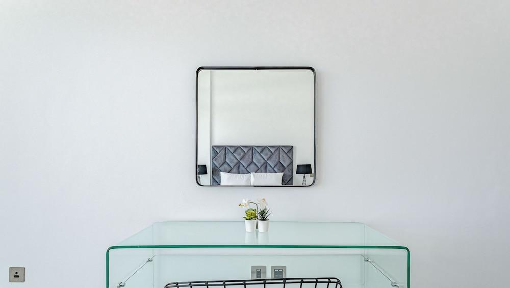 LUX Holiday Home - Azure Residence 2