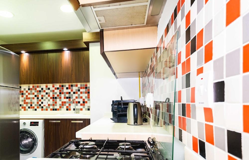 LUX Holiday Home - Azure Residence 4