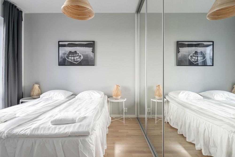 New 1BR Home with Balcony next to Railway Station