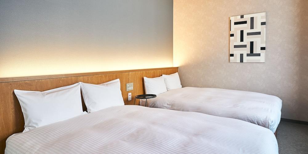 Rakuten STAY Naha Miebashi