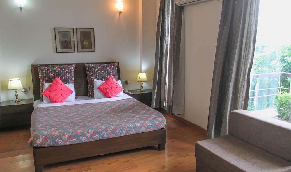 Perch Service Apartment- Sector 40