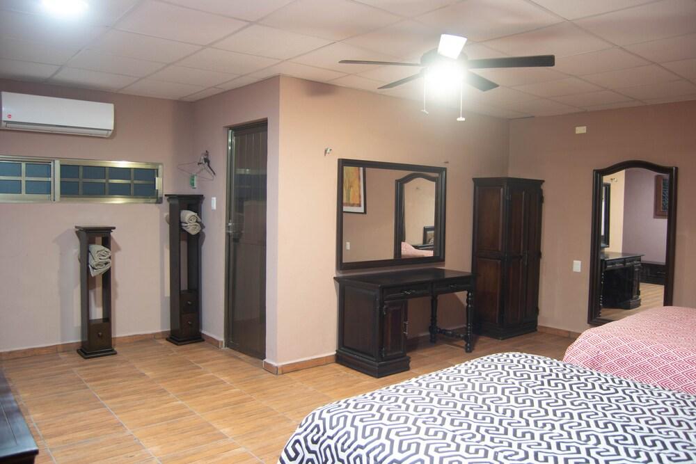 Suites del Sureste Dzibikak