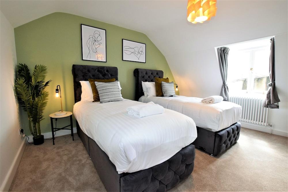 Your Apartment Fredrick Place - No 6