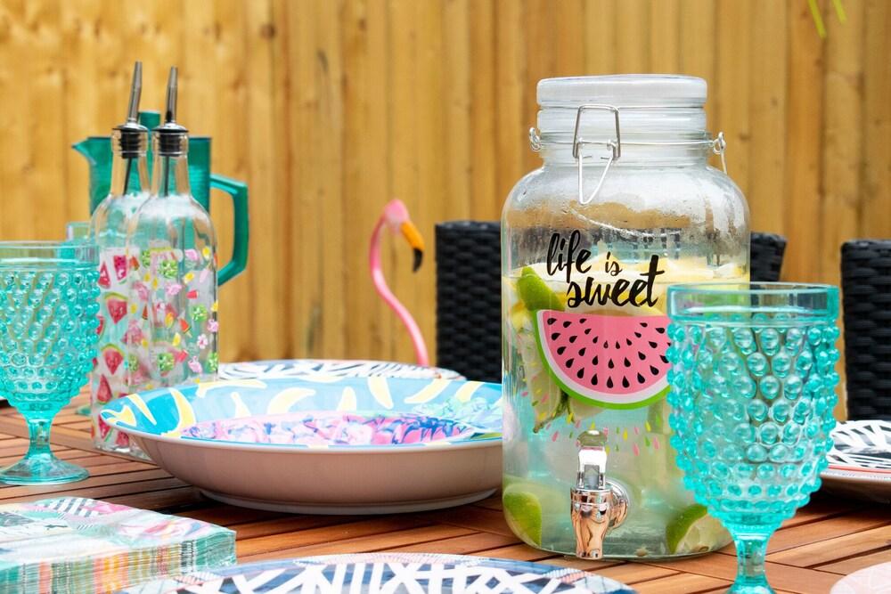 Your Apartment Rowan Tree - No 1