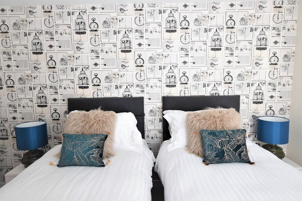 Your Apartment The Old Bank 3