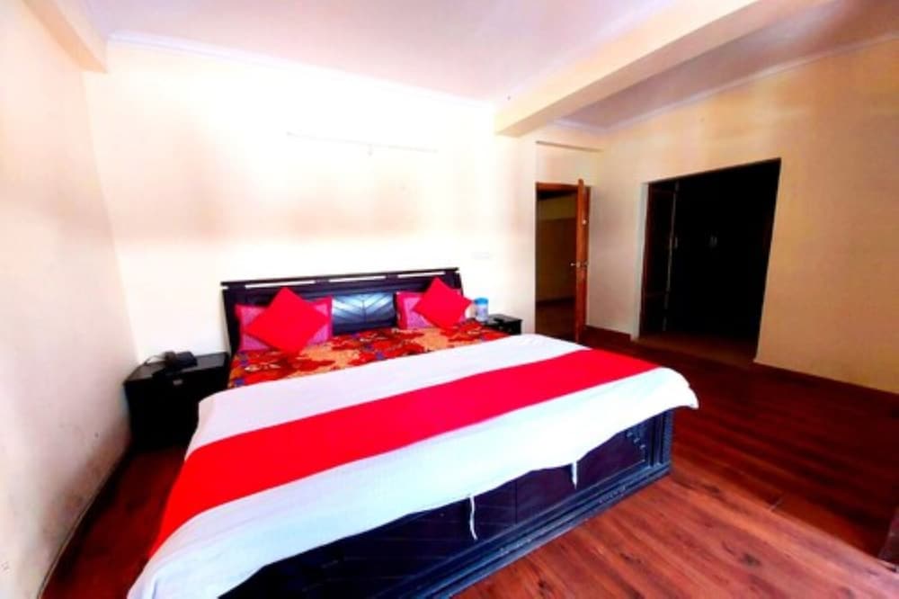 Goroomgo You and Me Mallital Nainital