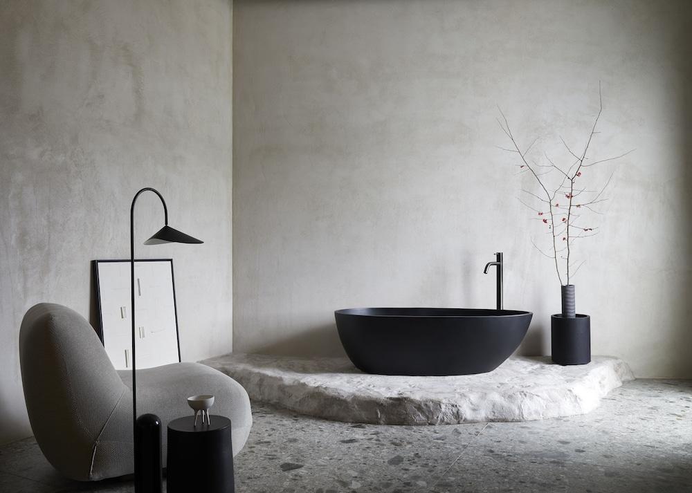 Aeonic Suites and Spa