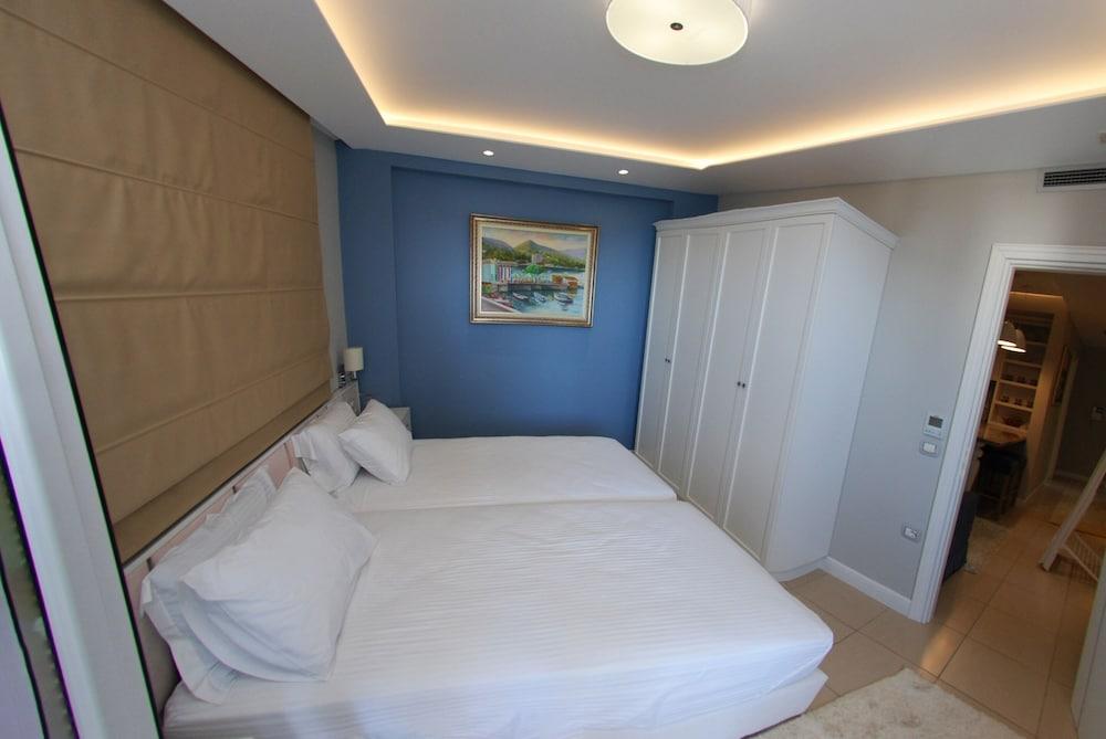 Limani Deluxe Apartments