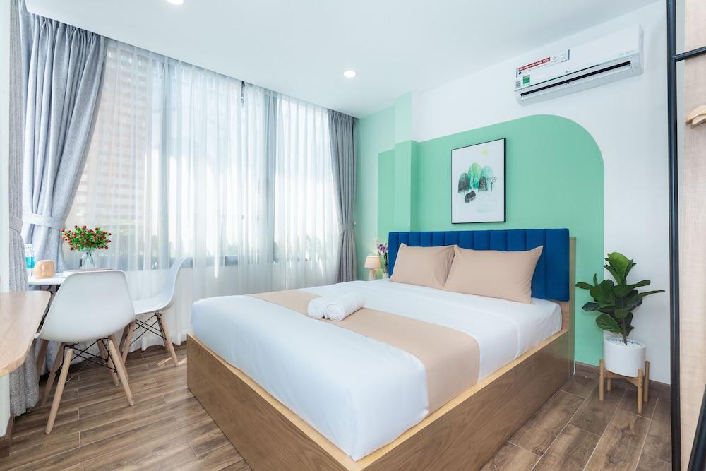 Cozrum Homes Charming Corner 2