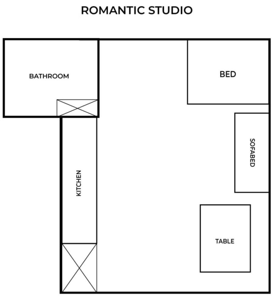 Romantic Studio With Historic Courtyard