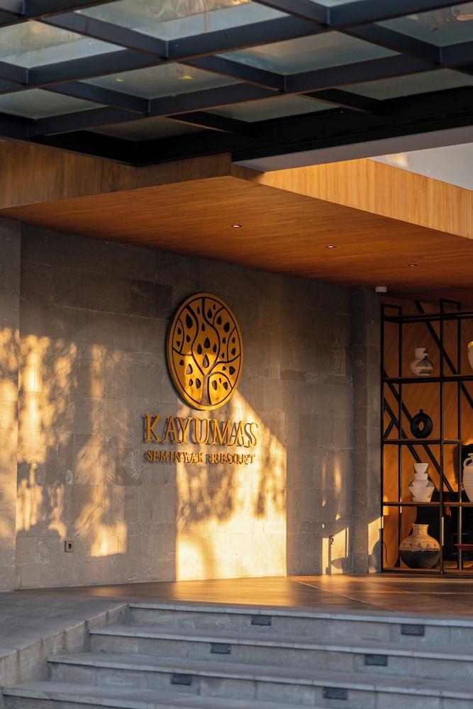 Kayumas Seminyak Resort