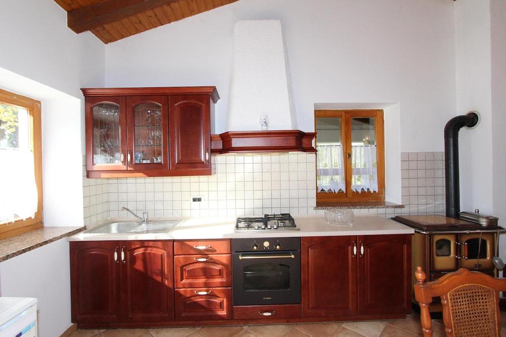 Holiday House San Pruti