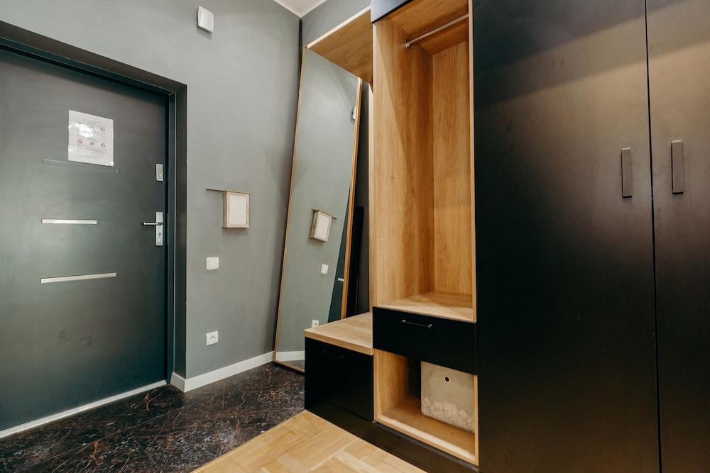 ShortStayPoland Grzybowska B16