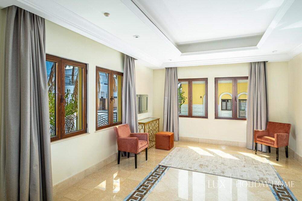 LUX Holiday Home - Frond A 1