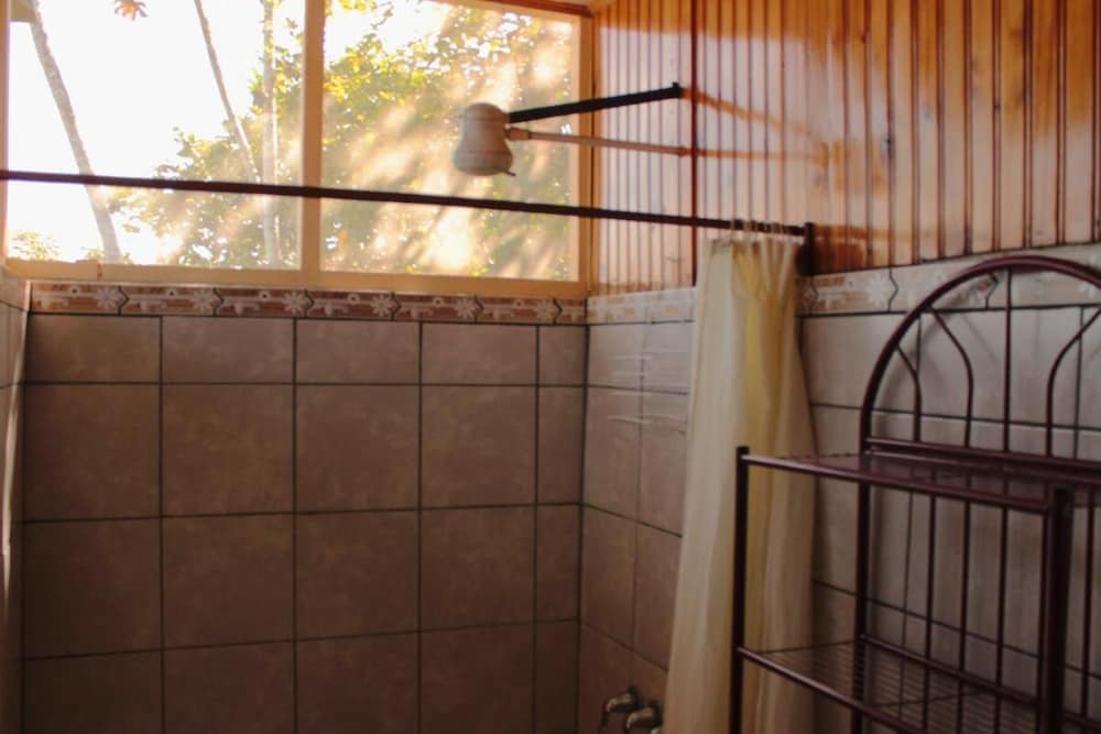 Double Room With Bathroom and Partial View to the Beach