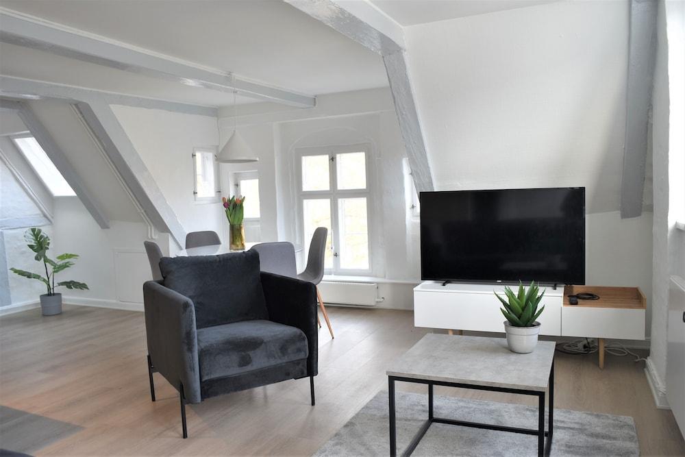 Sanders Old Square - Chic 1-bdr Apt Near Stroget