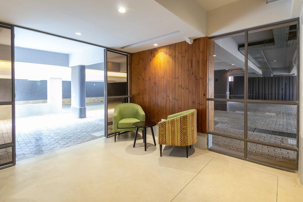 Kozi Suites Nairobi Airport