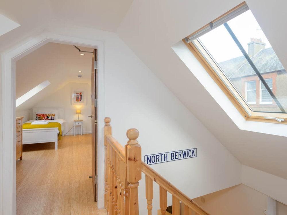 Curlew - Double Upper Apartment