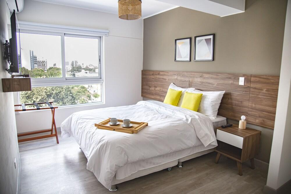 Trendy Host 360  Miraflores