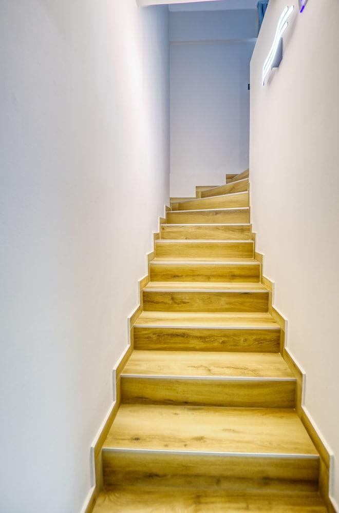 Sapphire Horizon Suites