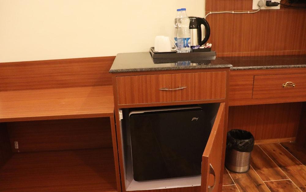 One Earth Kempty Boutique