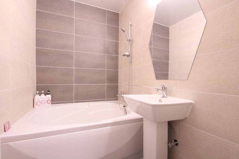 Pohang Yeongildae BB