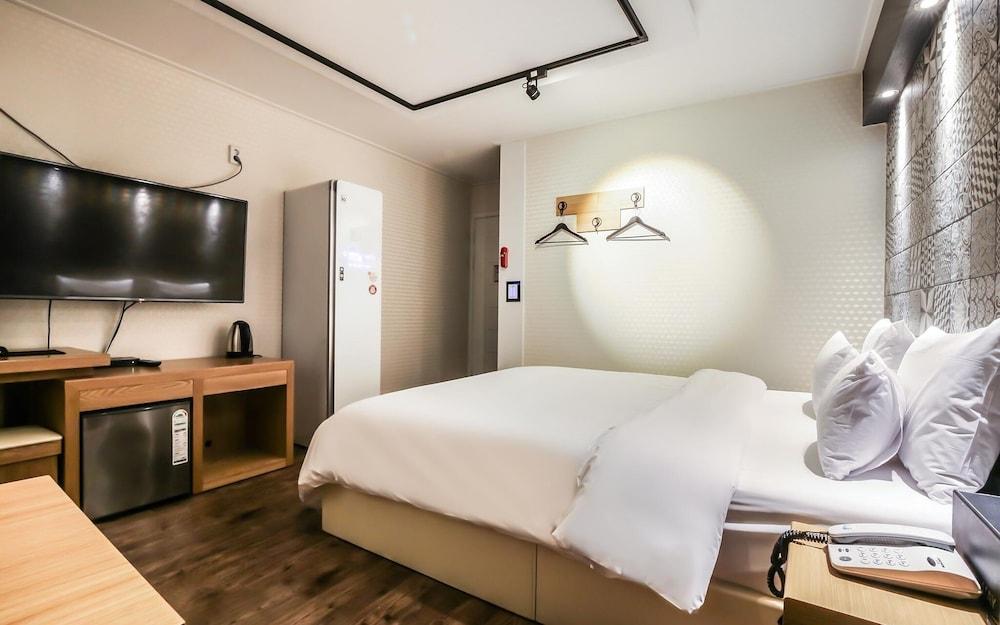 Daejeon Yuseong May Hotel