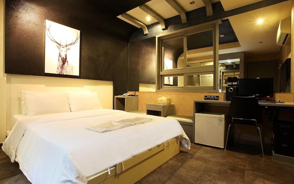 Sangbong Hotel Coin De Rue