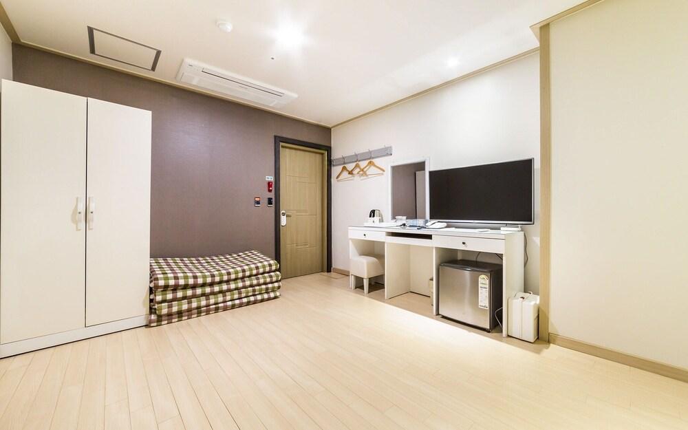 Daebudo Hotel Marina