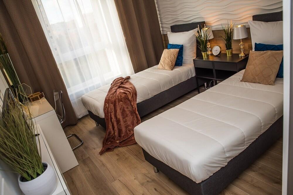 EASY RENT Apartments - KOMPOZYTORÓW P